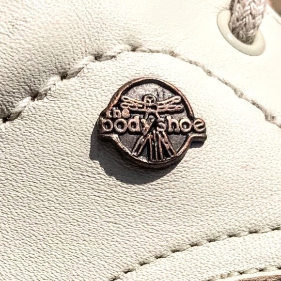 Hush Puppies Men's Leather Walking Shoe - Picture 3 of 12